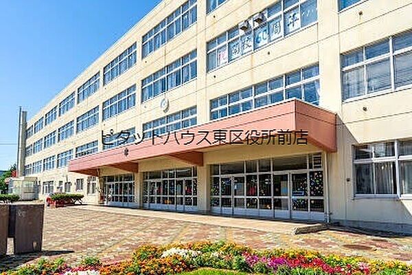 画像13:札幌市立明園中学校 521m