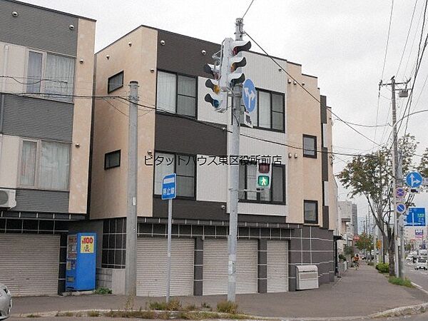 北海道札幌市東区本町二条1丁目(賃貸アパート2LDK・3階・52.00㎡)の写真 その1