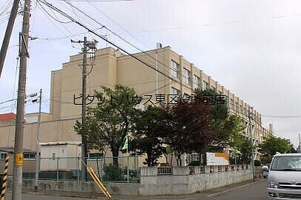 画像12:札幌市立伏古小学校 344m