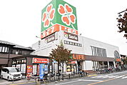 ライフ北越谷 351m