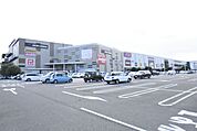 イオン浦和美園店 734m