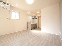 カーサ 102 1階1LDKのリビング/ダイニング