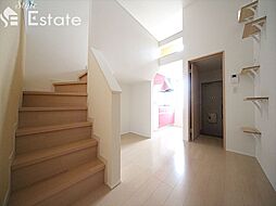 CaT　WALK 103 1階ワンルームのリビング/ダイニング