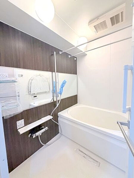 浴室を拡大表示