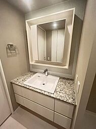 コンパクトで使いやすい洗面所