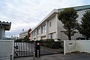 平塚市立金旭中学校平塚市立金旭中学校 1600m