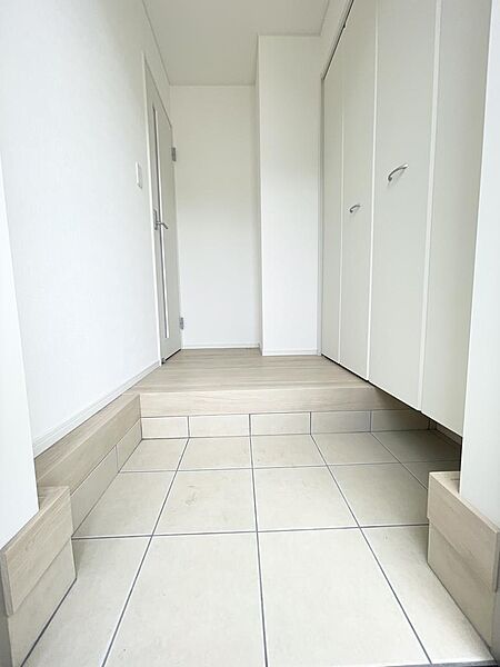 玄関を拡大表示