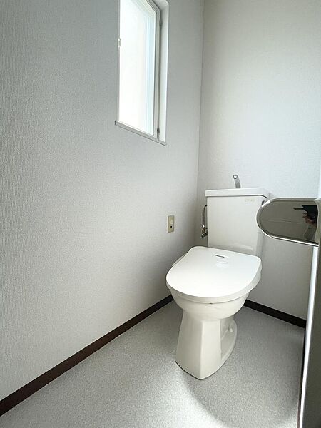 トイレを拡大表示