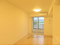 マーベラス　コウベ 203 1階2LDKのリビング/ダイニング