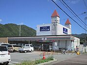 セブンイレブン　篠山大沢店まで120メートル
