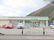 ファミリーマート　山東町店まで1400メートル