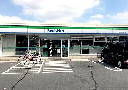 ファミリーマート桜丘世田谷通り店 1020m