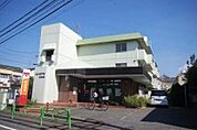 狛江岩戸南郵便局 810m