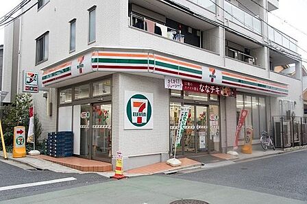 セブンイレブン下高井戸駅北口店 170m