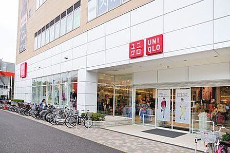 ユニクロ世田谷千歳台店 1160m