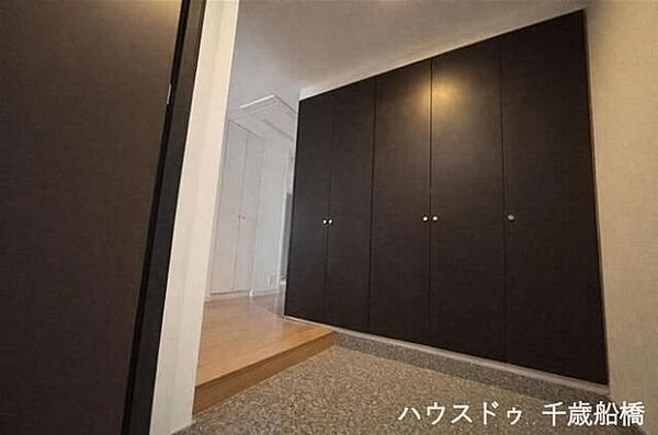 玄関を拡大表示