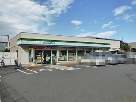 ファミリーマート世田谷粕谷店 250m