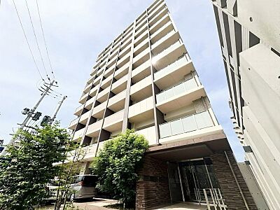 外観：角部屋で日当たり良好なお部屋です♪