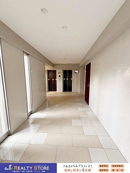 【建物内廊下】☆現地(2026年7月)撮影☆