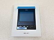 ☆ＴＶモニター付インターホン☆訪問者を画像と音声で確認できる、防犯性に優れた安心のシステム♪スッキリとしたデザインで、簡単に操作していただけます♪