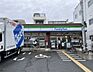 周辺：【コンビニエンスストア】ファミリーマート　東田辺三丁目店まで220ｍ