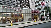 カスミフードスクエア志木店（210m）