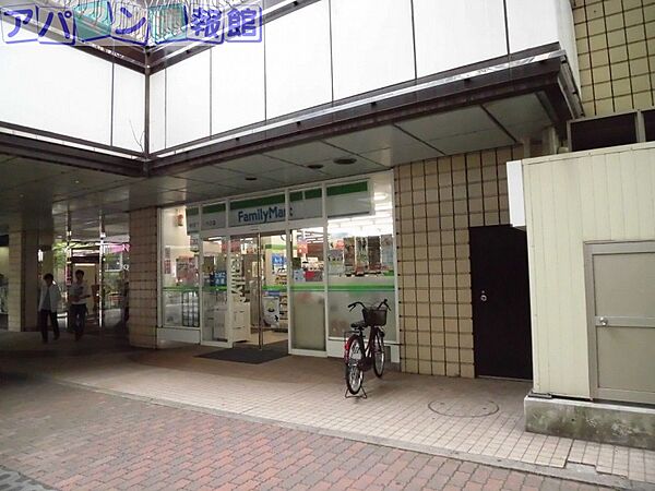 画像16:ファミリーマート新潟プラーカ2店 568m
