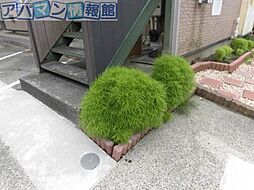 7 / 18