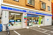 ローソン札幌南10条店 79m