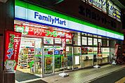 ファミリーマート札幌北5条店 229m