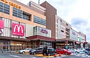 イオンモール札幌発寒 706m