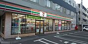 セブンイレブン札幌北22条店 515m