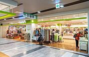 Seriaマルヤマクラス店 791m