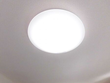 【同仕様写真/照明】各居室の照明器具は全て新品交換しました。照明器具は設置した状態でお引渡しを致しますのでお客様が別途ご購入いただく必要はございません。