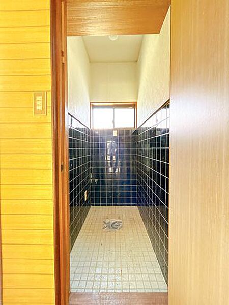 トイレを拡大表示