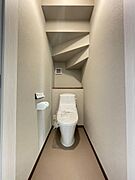 〜トイレ〜・2階建3LDK・延床面積100.18平米・地積200.72平米(約60.7坪)・南側庭・都市ガス※都市計画法34条12号地区該当