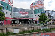 マクドナルドルッツ南摂津店 徒歩6分。 410m