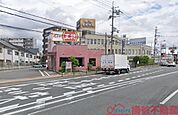餃子の王将上牧店 徒歩8分。 590m