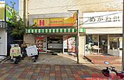 ほっかほっか亭高槻川添店 徒歩13分。 1010m