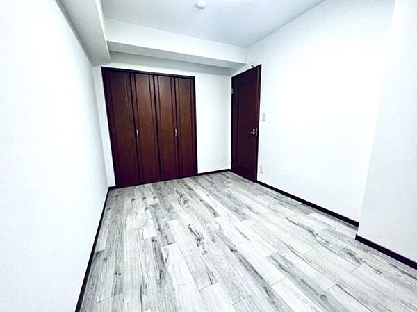 洋室を拡大表示