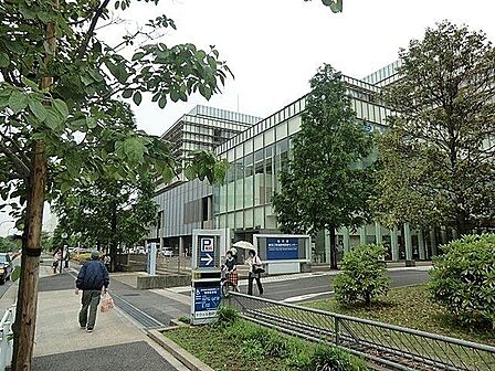 順天堂大学医学部附属順天堂東京江東高齢者医療センター 徒歩11分。 880m