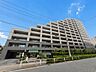 外観：街並みに自然となじむ、親しみやすい外観。落ち着いた雰囲気が感じられます。