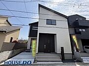 豊富な収納スペースを確保した住宅♪エブリイ船越店まで徒歩約7分の立地！