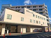 北摂総合病院・地域医療支援病院・大阪府がん診療拠点病院 280m