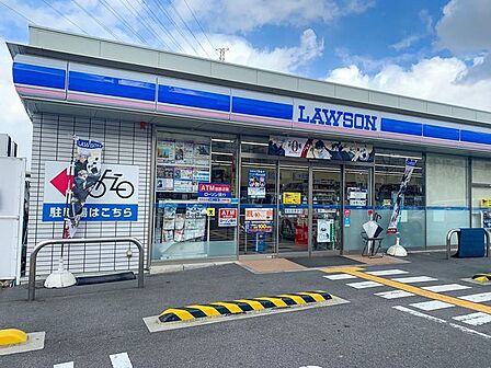 ローソン 高槻川添一丁目店 400m