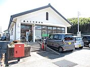 【桑名正和郵便局】【営業時間】郵便、貯金、ATM、保険の窓口がございます。【ATM受付時間】平日9時～17時半　土曜9時～12時半駐車場3台 1400m