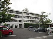 山崎病院　【診療科目】外科・内科・小児科・胃腸科・整形外科・皮膚泌尿器科・人工腎透析科・リハビリテーション科 【診療時間】9時〜12時/14時〜17時半 【休診日】木日午後・日祝 1490m