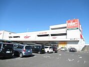 バロー 桑名東店　【営業時間】9時半～22時クリーニング屋さんやパン屋さんスポーツ用品店なども敷地内にあります。ここにくれば、必要なものは揃います。 1240m
