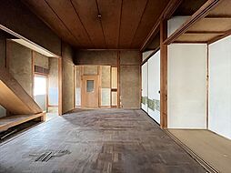 桑名市大字赤須賀:居間