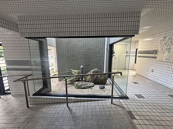 エントランスを拡大表示